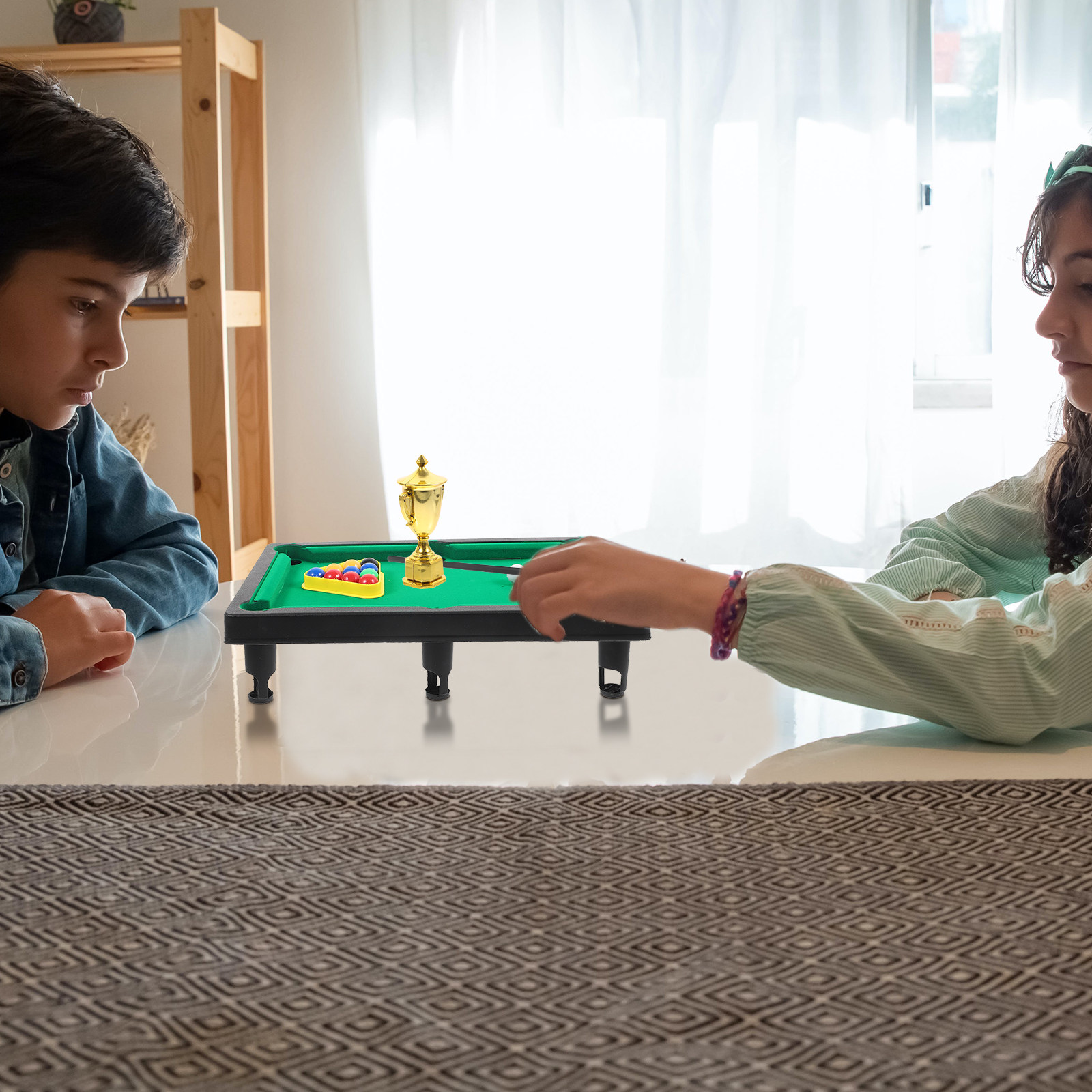 Kids Education Table - ชุดโต๊ะพูลขนาดเล็กสำหรับพ่อแม่และลูก เกมบนโต๊ะแบบพกพา เสริมสร้างการเรียนรู้และความสนุกสนาน ฝึกการประสานงานระหว่างมือและตาสำหรับเด็กและครอบครัว
